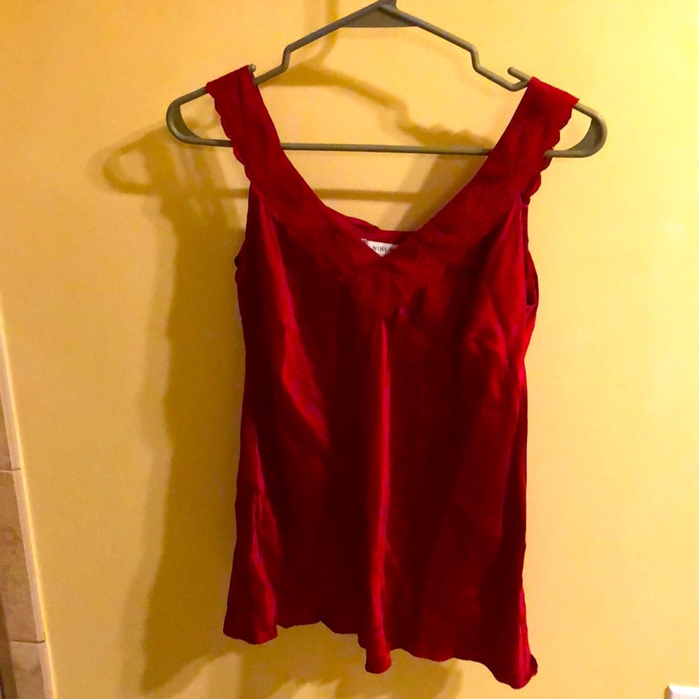 Nine West red satin V neck tank